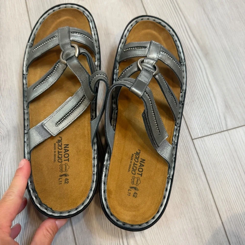 Naot‎ Brasilia Sterling Leather Sandals Silver Metallic Slides Womens 42 L11 NEW